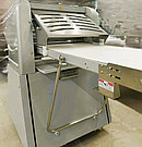 Тестораскаточная машина DM 520A ( мотор из желтого метала медь), фото 2