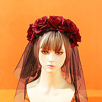 Карнавальный ободок с розами красный