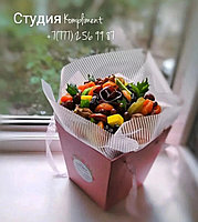 Набор в коробке с сухофруктами