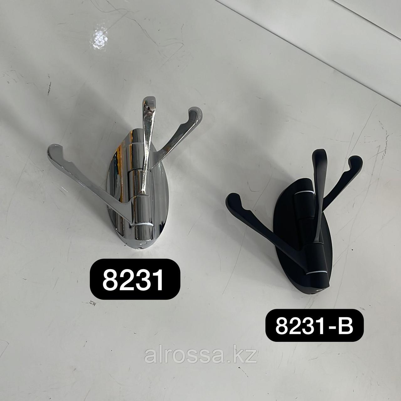 Вешалка крючок настенная, 3 крючка 8231