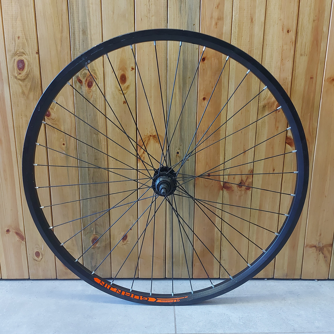 Задний Диск "Guanjin". Размер 27,5" на горный велосипед MTB. Ось на гайках.