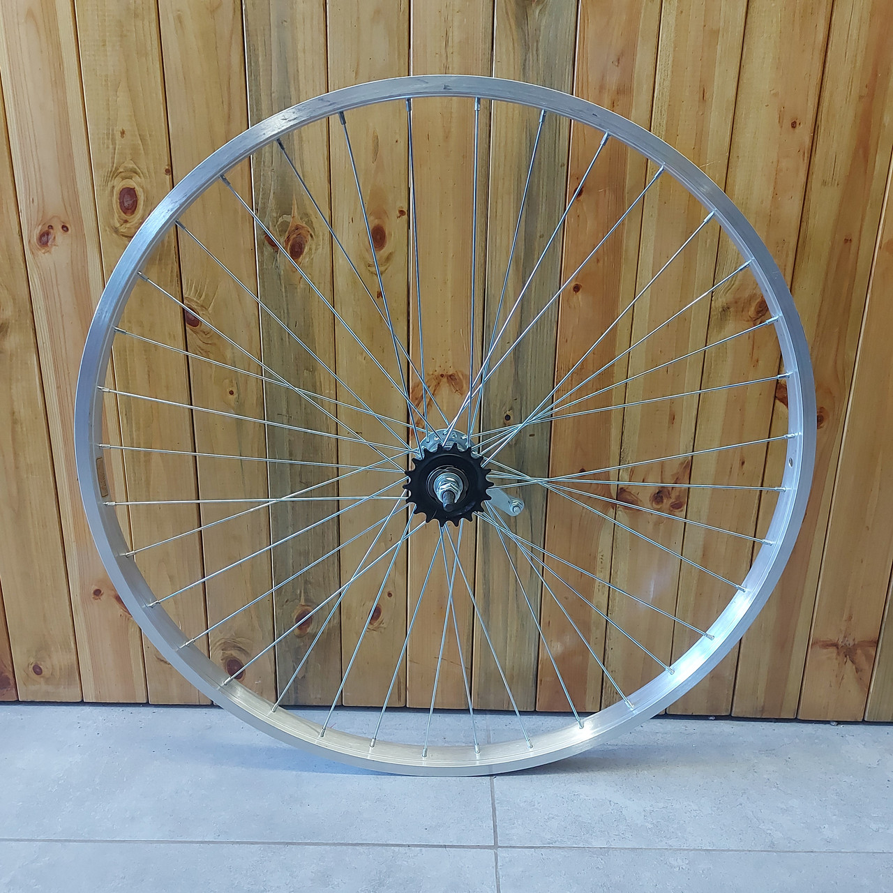 Задний хромированный Диск "Guanjin" 28" для городского велосипеда типа Урал. Ось на гайках., фото 1