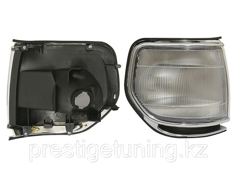 Габарит правый (R) на Land Cruiser 80 1990-97 (SAT)