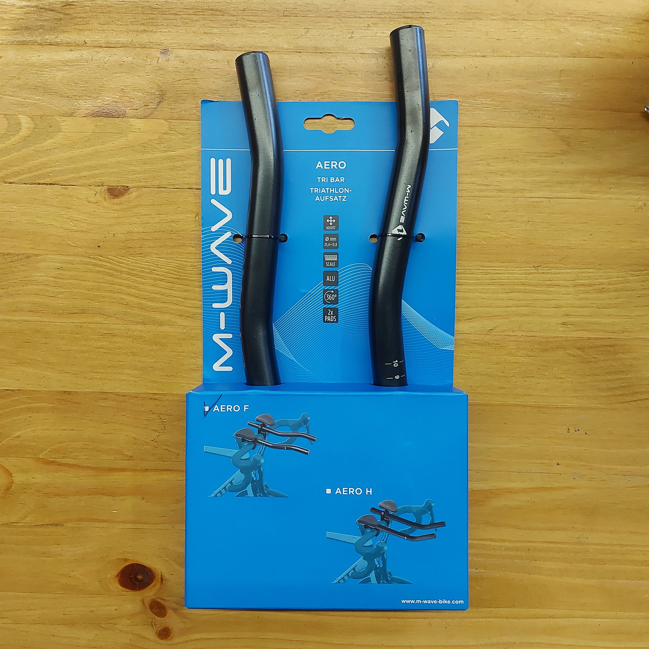 Лежак "M-Wave" Aero на руль шоссейного, горного, гибридного велосипеда. Tri bar, alloy, for 25,4-31.8 mm., фото 1
