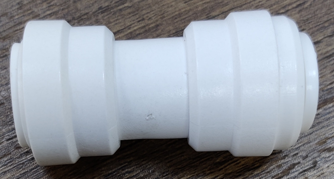 Фитинг прямой QT-18L 3/8" трубка(f) x 1/2" трубка(f) комплект 5 шт.
