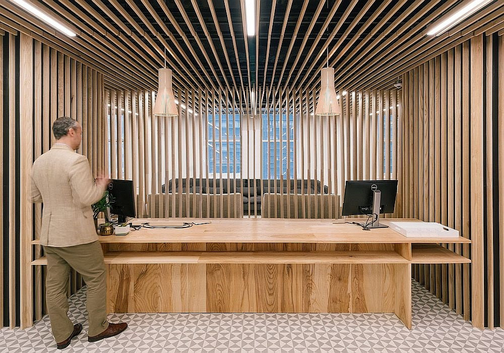 Кубообразный реечный потолок (реечная стена)