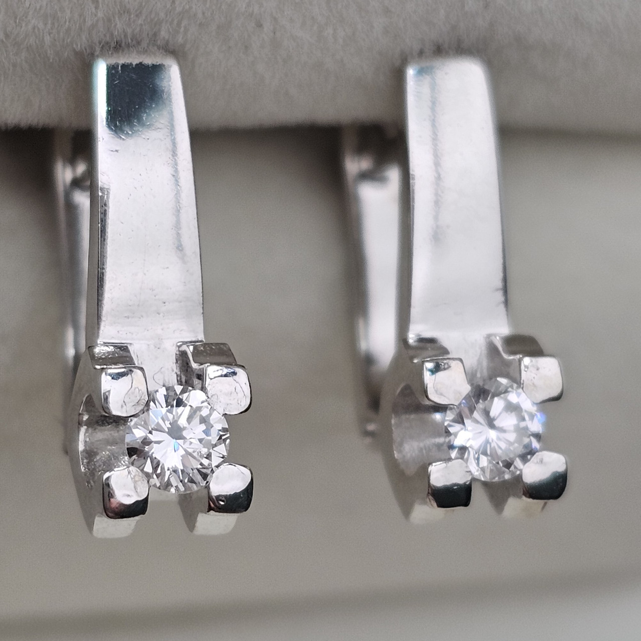 Золотые серьги с бриллиантами 0.317Ct SI1-SI2/H, VG-Cut
