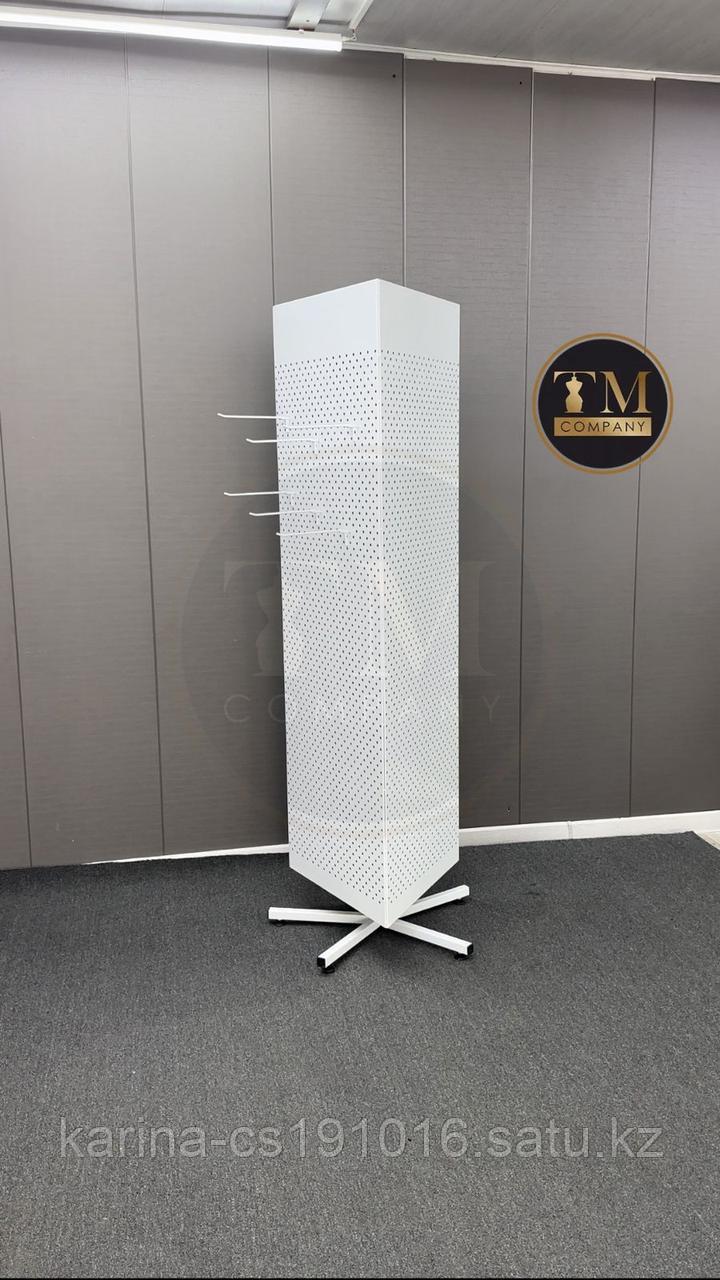 Треугольная стойка- перфорация для демонстрации мелких товаров - фото 1 - id-p120121203