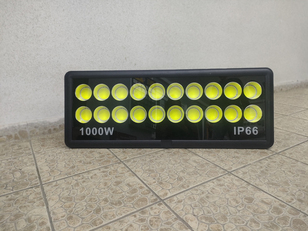 Прожектор LED  1000W 970х370х80