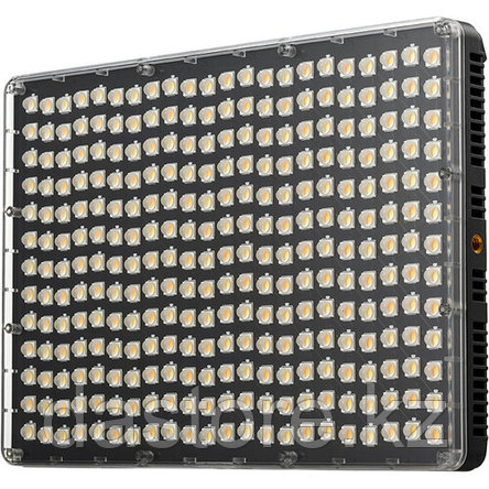APUTURE amaran P60x APA0138A10 Светодиодная панель RGBWW, фото 1