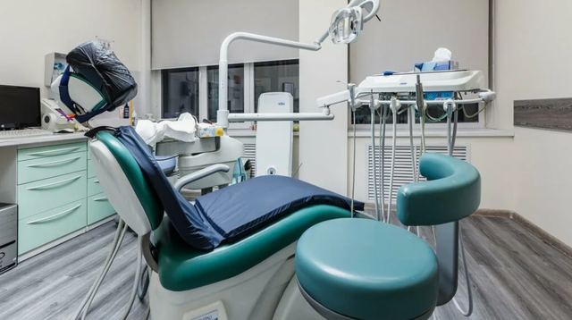 Проверка стоматологической клиники