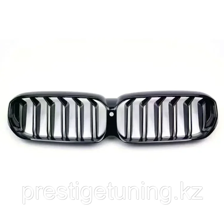 Решетка радиатора на BMW 3 серия (G20) 2022-24 стиль M5 (Черный цвет)