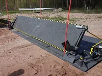 Дорожный блокиратор электромеханический ,накладной от 2000 до 6000мм. толщина" боевой" крышки 16мм. категория К-12 (РК)