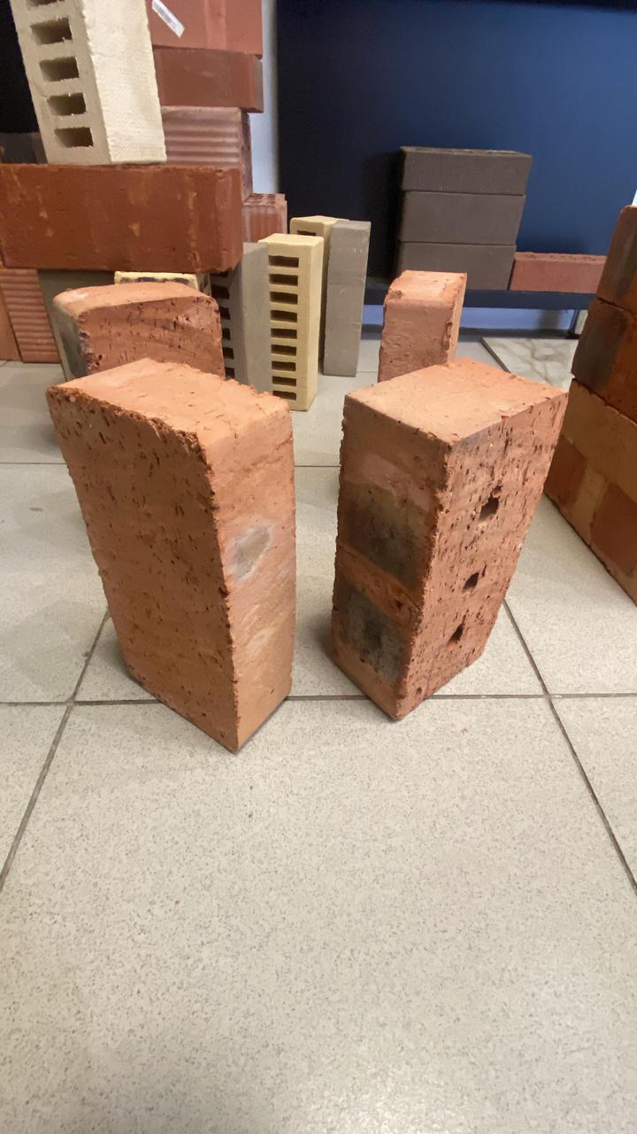 Кирпич рядовой полнотелый