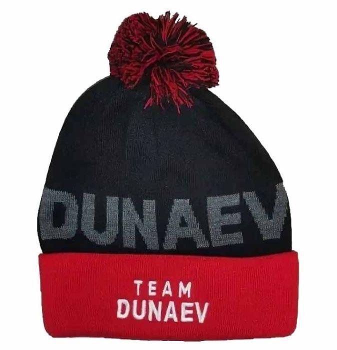 Шапка Team DUNAEV чёрная с помпоном