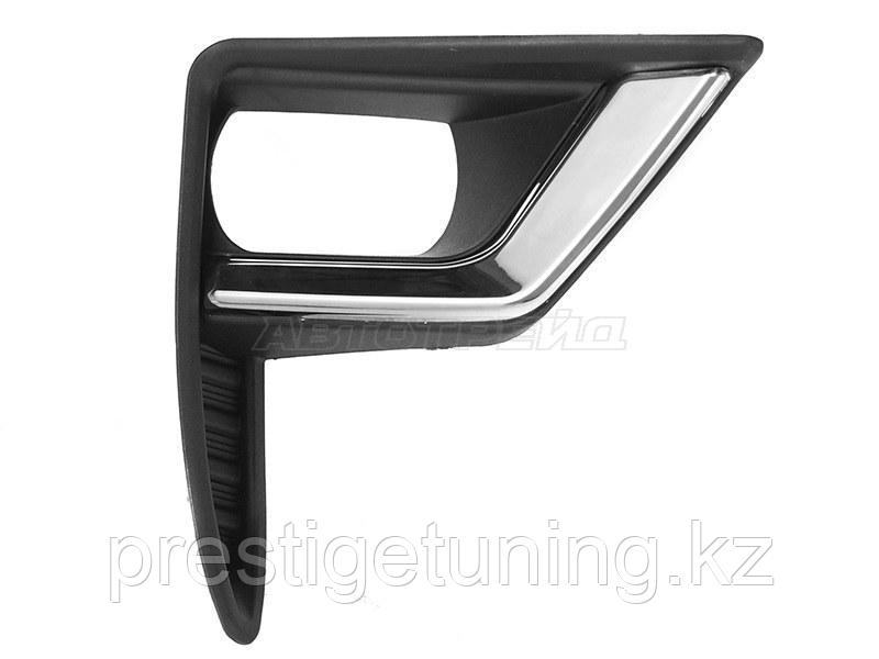 Рамка ПТФ правая (R) на Land Cruiser Prado 2018-21 OEM (SAT)