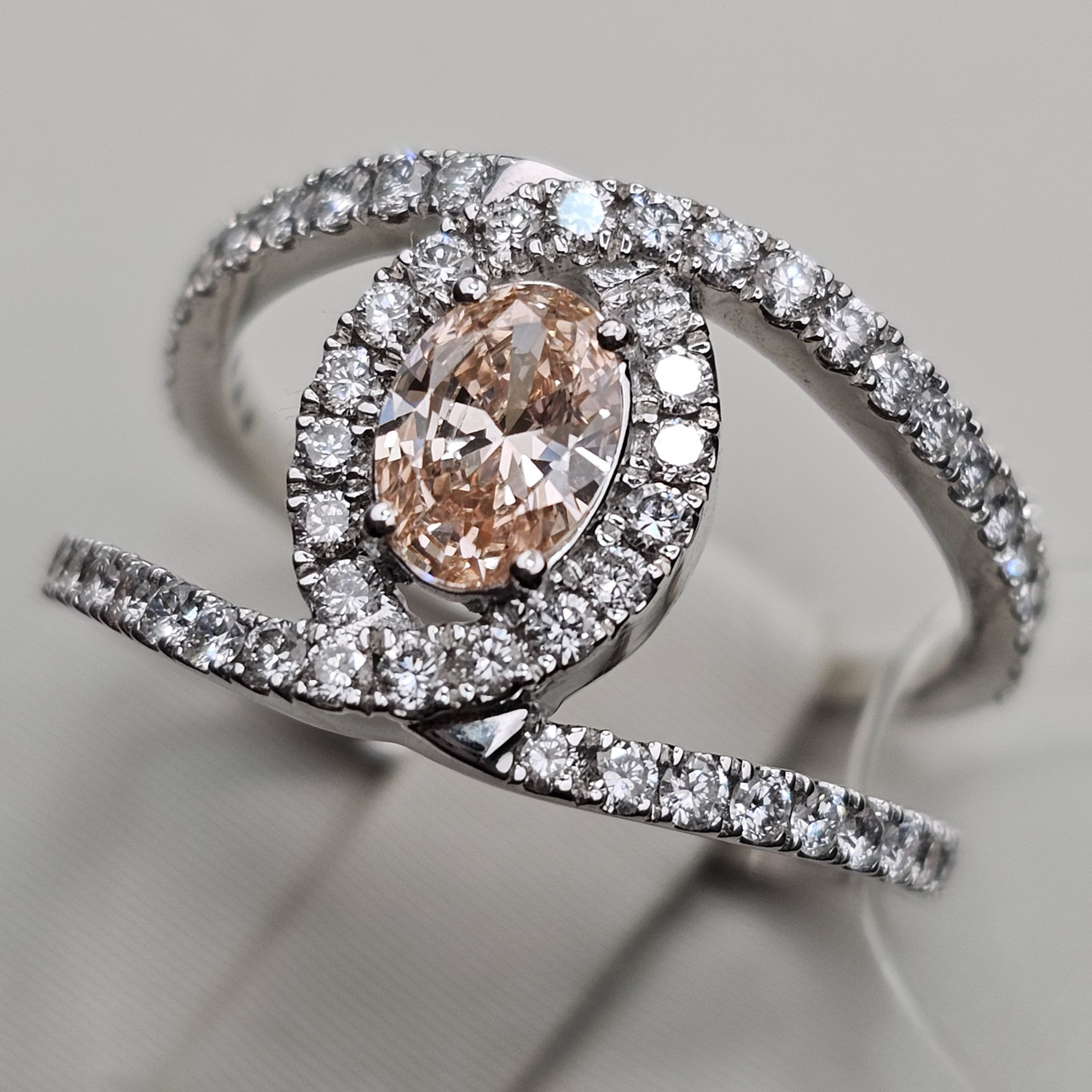Золотое кольцо 585пр с lab grown бриллиантами 0.51Сt VVS1/Pink 0.76ct VVS1/F, EX 17,5р.