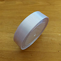 Белая Атласная Лента для декора, творчества, оформления подарков, шитья. Ленты Подарочные 20мм x 20м.