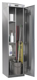 Шкаф для уборочного инвентаря 600х500х1656 мм