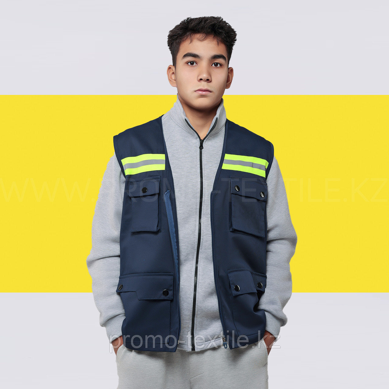Жилет рабочий на заказ | Безрукавка для сотрудников пошив под заказ, фото 1