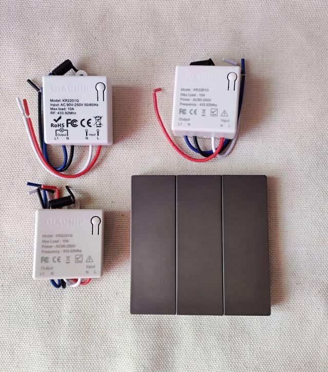 радио выключатель панель 3х клавишная серая