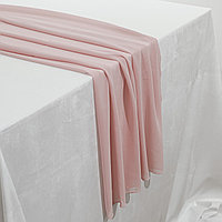 Раннер розовый (шифон) в аренду