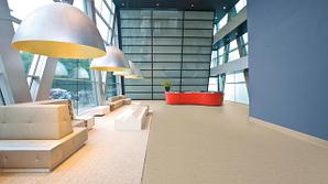 Коммерческий гомогенный линолеум iQ ZENITH