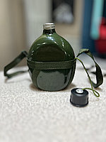 Армейская фляга с ремешком