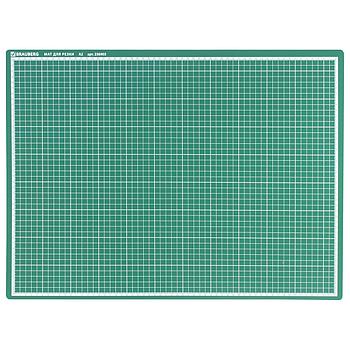 Коврик (мат) для резки BRAUBERG, 3-слойный, А2 (600х450 мм), двусторонний, толщина 3 мм, зеленый, 236903