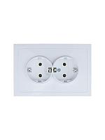 Розетка 2ная с заземлением белая, бакалит, мех Лезард