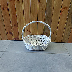 Плетенная Маленькая Подарочная Белая корзина для сухофруктов, конфет. Размер 28 см. Корзины из лозы.