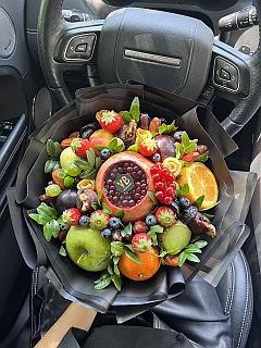 Букет микс фрукты+сухофрукты «Контраст» S