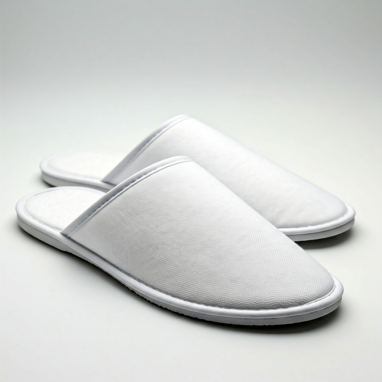 Тапочки для гостиничных номеров