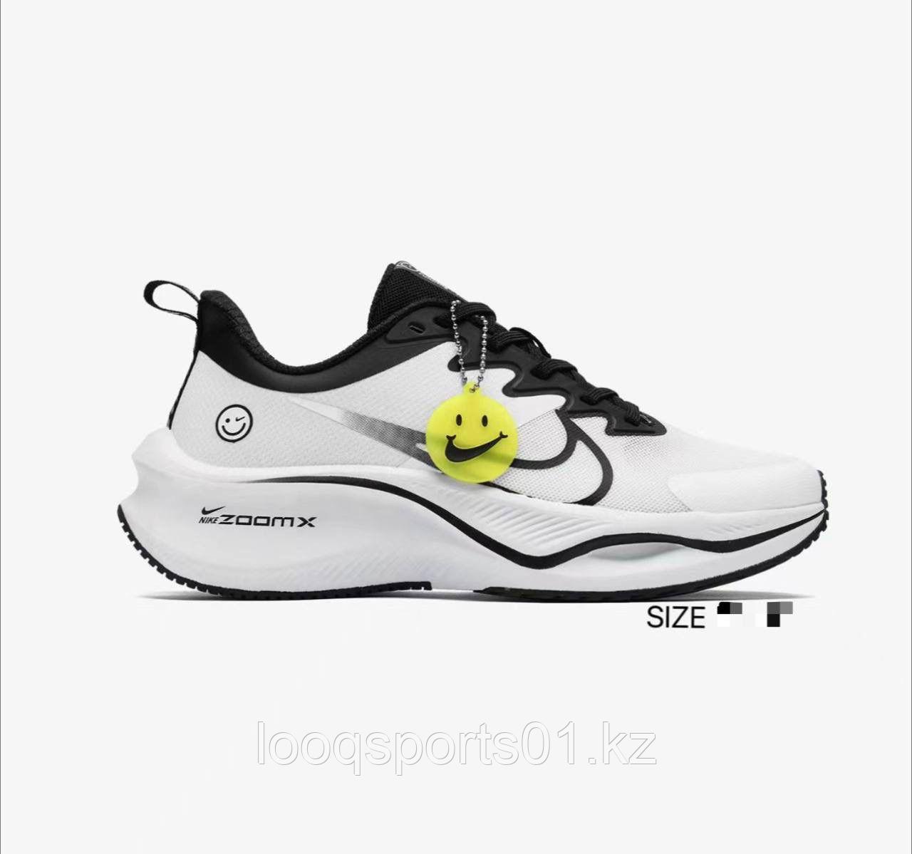 Кроссовки беговые Nike zoomX