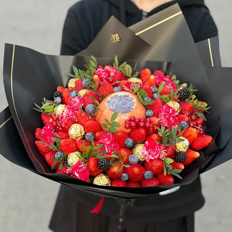 Клубничные букеты