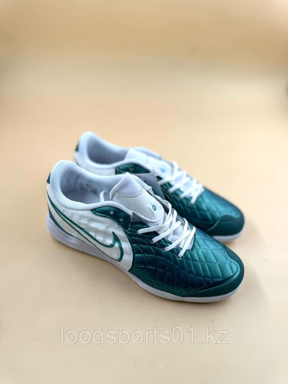 Футзалки Nike Tiempo