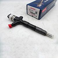 Форсунка топливная Hilux Hiace 2KD 23670-09380 2367009380
