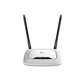 TP-Link Маршрутизатор TL-WR841N, 300 Мбит/сб ,1 порт WAN 10/100 Мбит/с,4 порта LAN 10/100 Мбит/с
