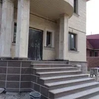Гранитом отделка монтажники цоколь .Брусчатка и бордюр из куртинского,копал,жельтау монтаж и изготовим