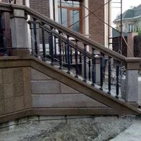 Цоколь из куртинского гранита, ступени, забор гранитом отделка.Брусчатка и бордюр из куртинского,копал,жельтау