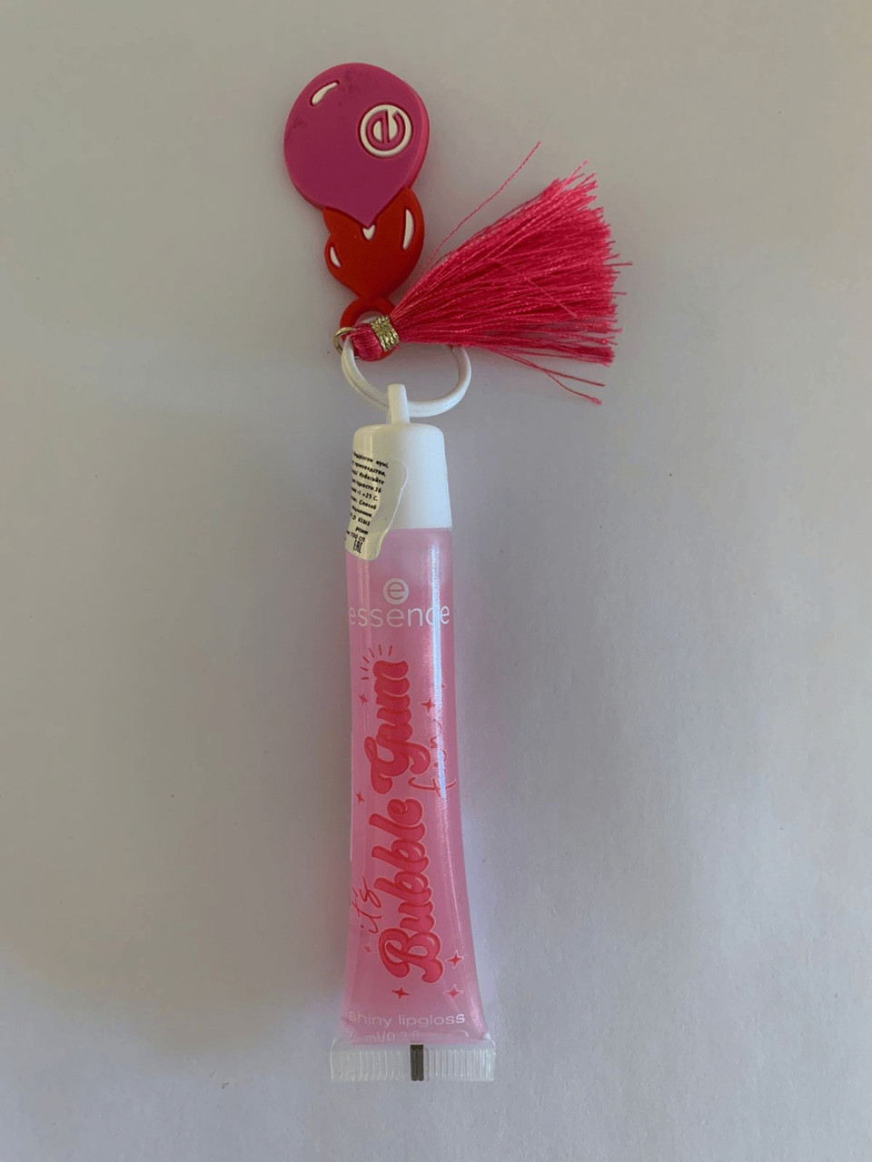 Essence It's Bubble Gum Fun блеск для губ 01
