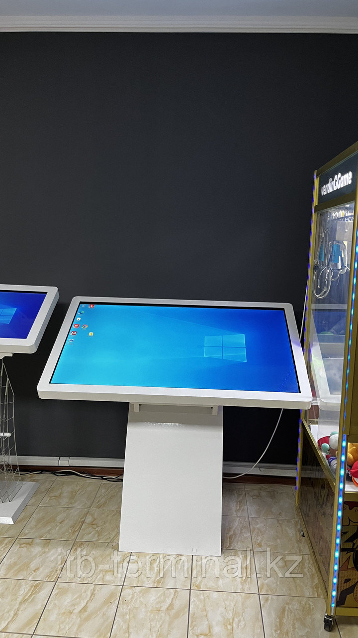 Интерактивный сенсорный стол, фото 1