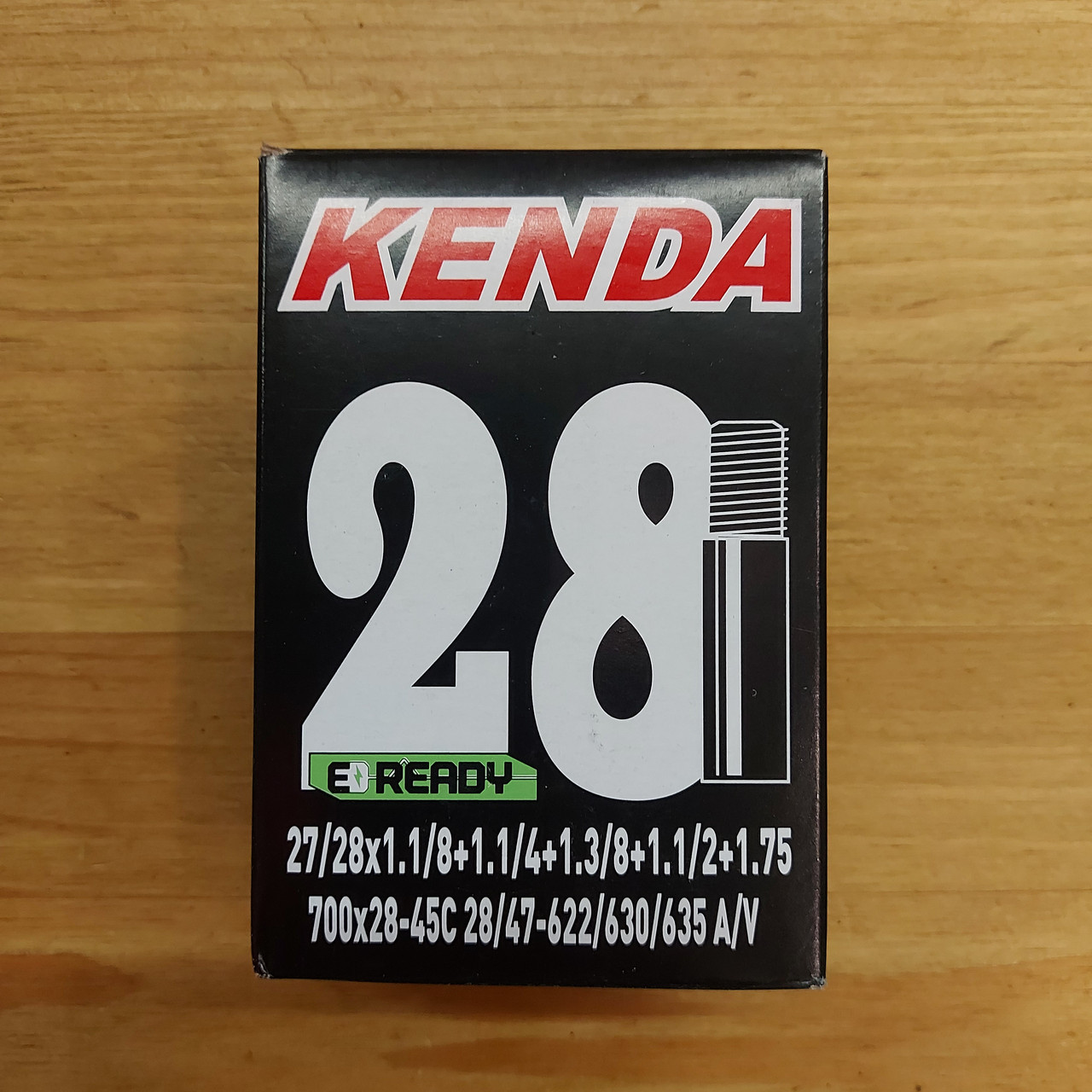 Велосипедная камера "Kenda" 700x28-45C. 28/47-622/630/635. A/V. 48mm. Avto. Schrader