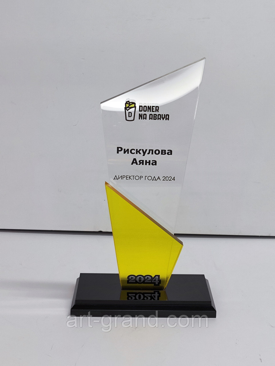 Статуэтки для бизнес партнёров