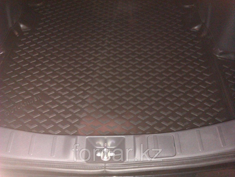         Коврик в багажник MITSUBISHI Outlander 2012-, (без органайзера)