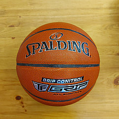 Баскетбольный мяч Spalding Tf Grip. Размер 7. Для зала и улицы. Коричневый. Синтетическая Кожа.