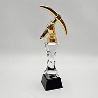 Статуэтка для награждения "Pick GOLD" - Горный Хрусталь