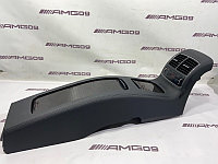 Подлокотник Mercedes-Benz CLS-Class C219 M113.967 2005 задн. (б/у)