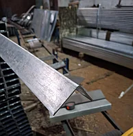 Профиль крепежный Г-образный 60х80х1,2мм из оцинкованного металла