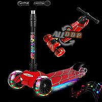 Детский самокат трехколесный с LED подсветкой на батарейках с музыкальными эффектами Scooter красный принт